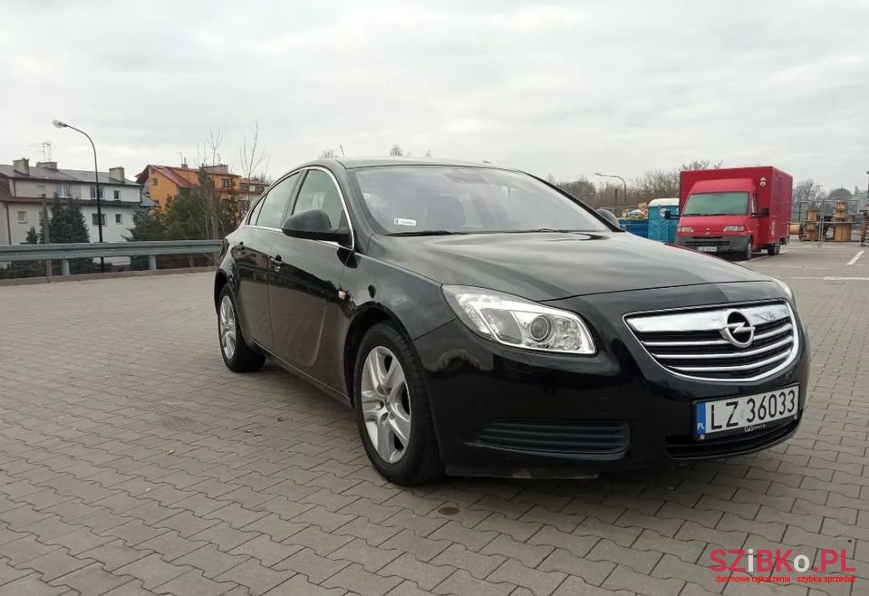 2009' Opel Insignia photo #2