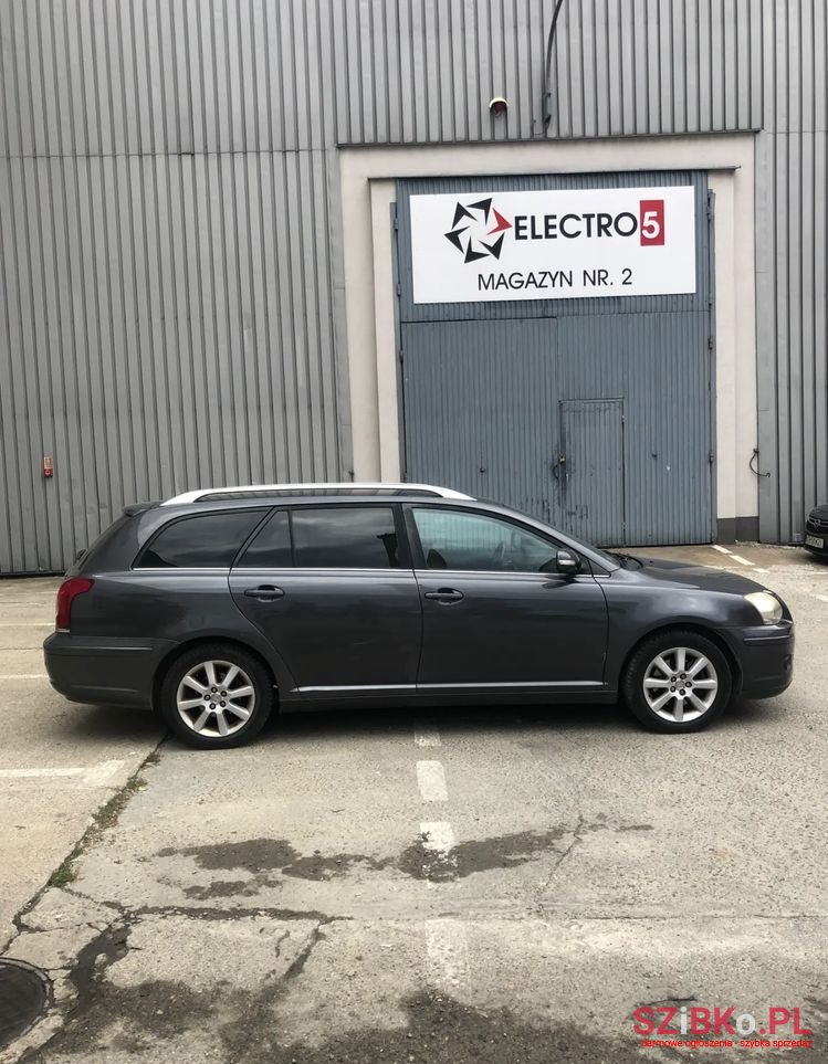 2007' Toyota Avensis 2.0 D-4D Sol photo #5