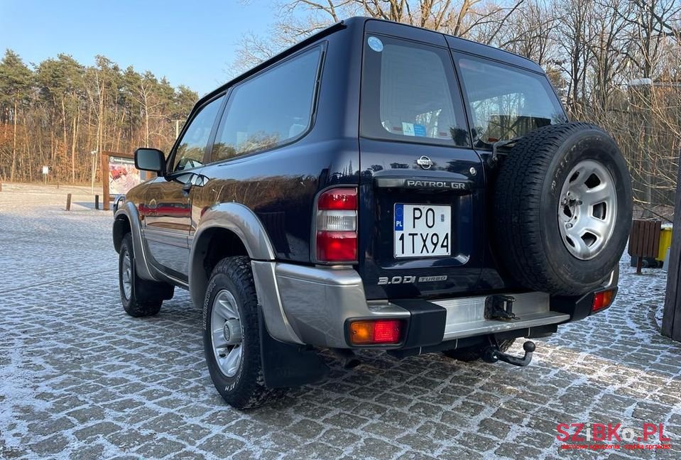 2001' Nissan Patrol photo #5