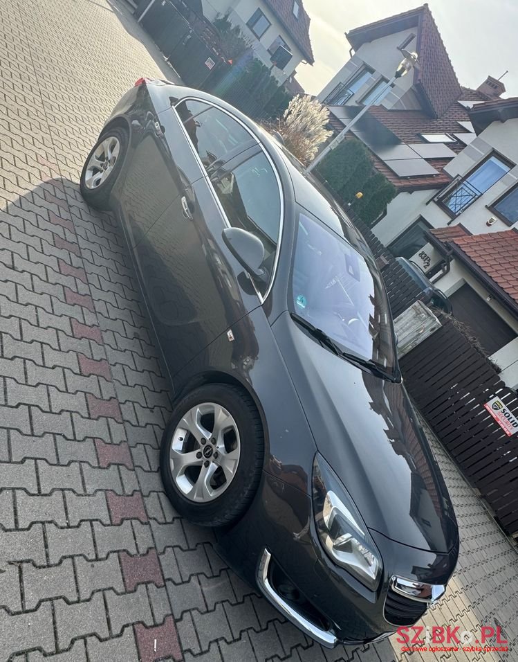 2016' Opel Insignia 2.0 Cdti Executive photo #2