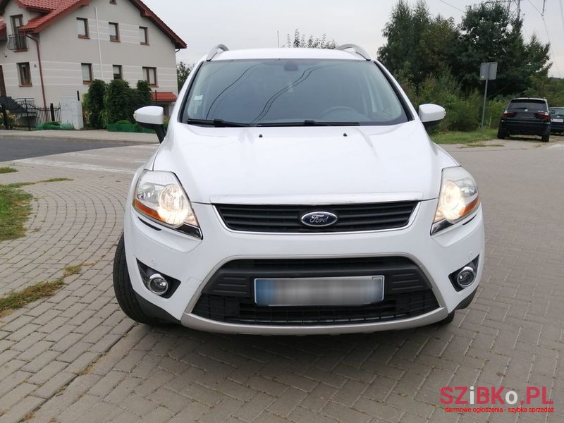 2011' Ford Kuga 2.0 Tdci 2X4 Titanium photo #2