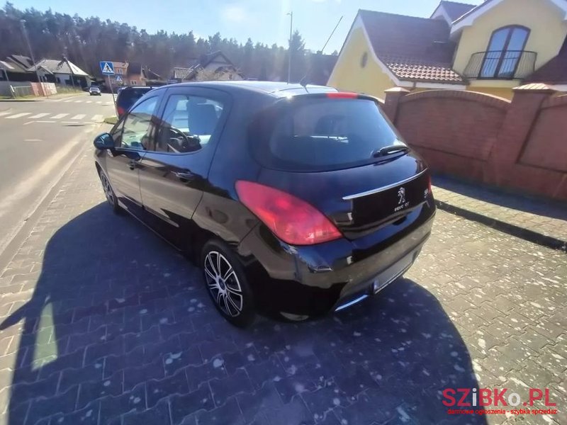 2012' Peugeot 308 photo #4