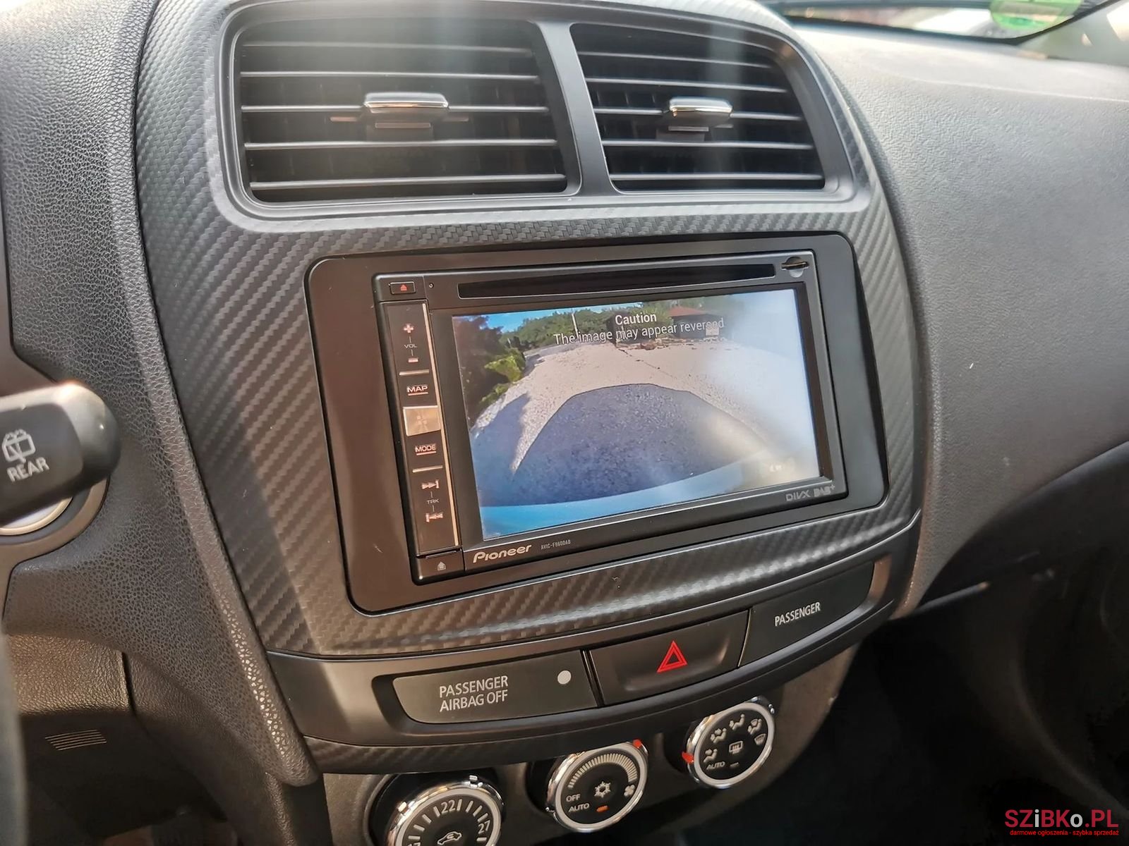 2014' Mitsubishi ASX photo #6