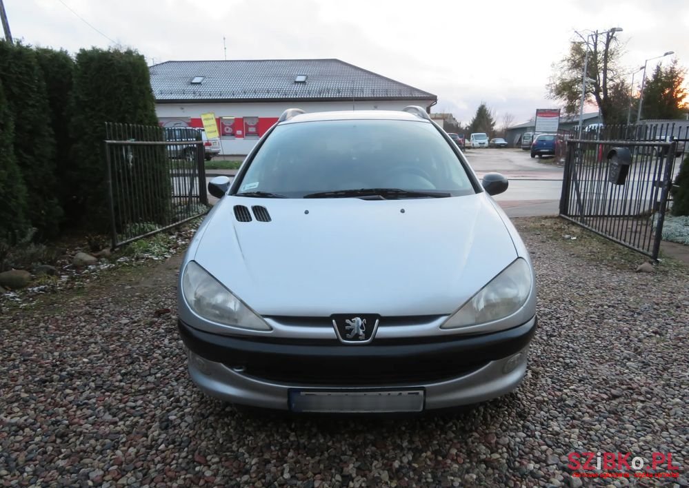 2002' Peugeot 206 1.4 X-Line photo #2