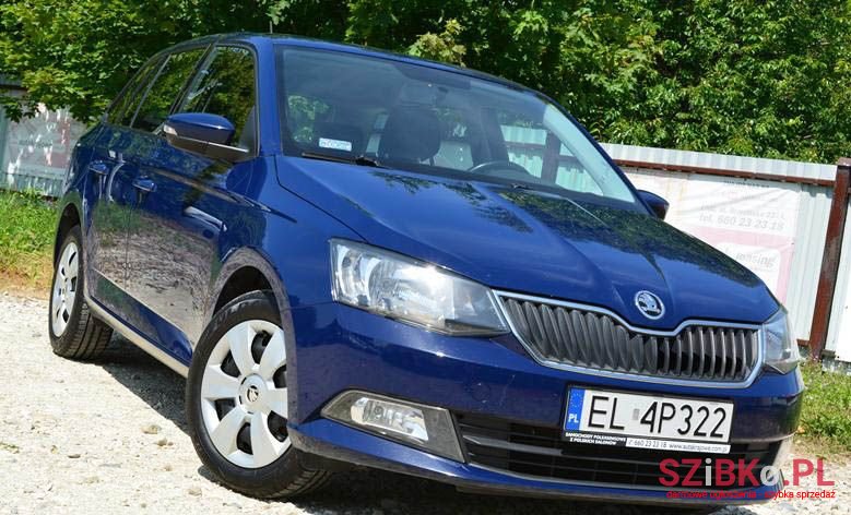 2015' Skoda Fabia photo #2