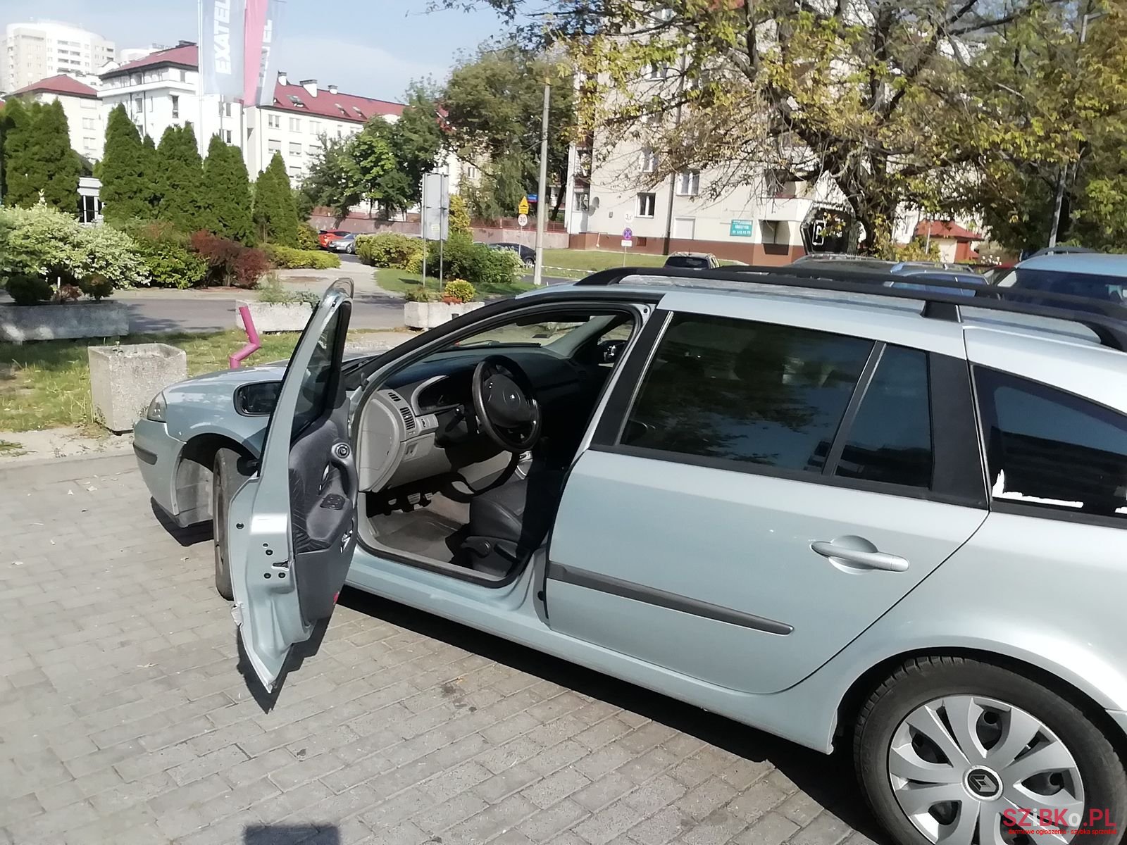 2004' Renault Laguna photo #4