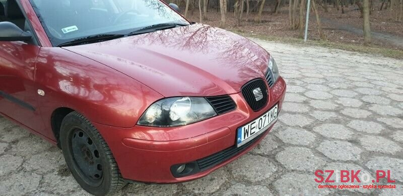 2005' SEAT Cordoba photo #3