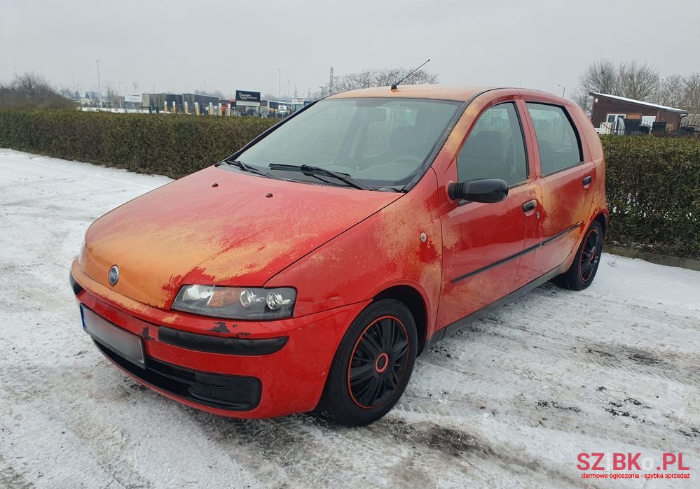 2002' Fiat Punto 1.2 8V photo #2