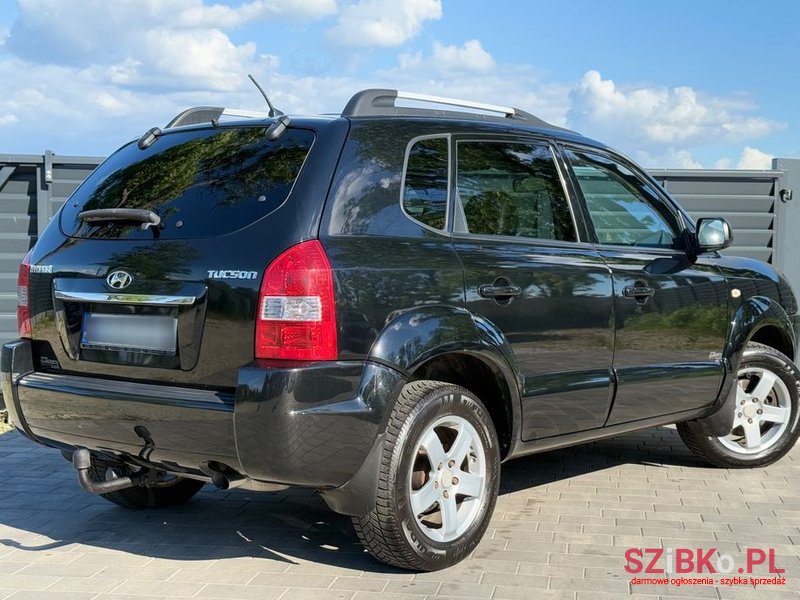 2009' Hyundai Tucson photo #2
