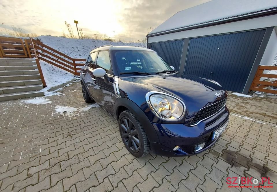 2011' MINI Countryman photo #4