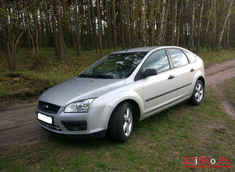 2005' Ford Focus photo #1