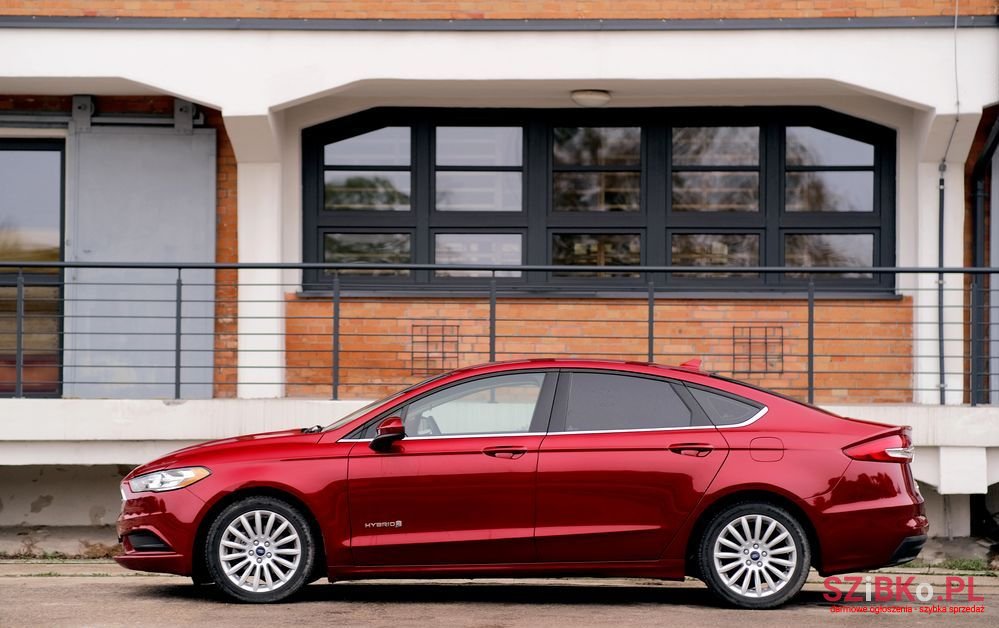 2019' Ford Fusion photo #3