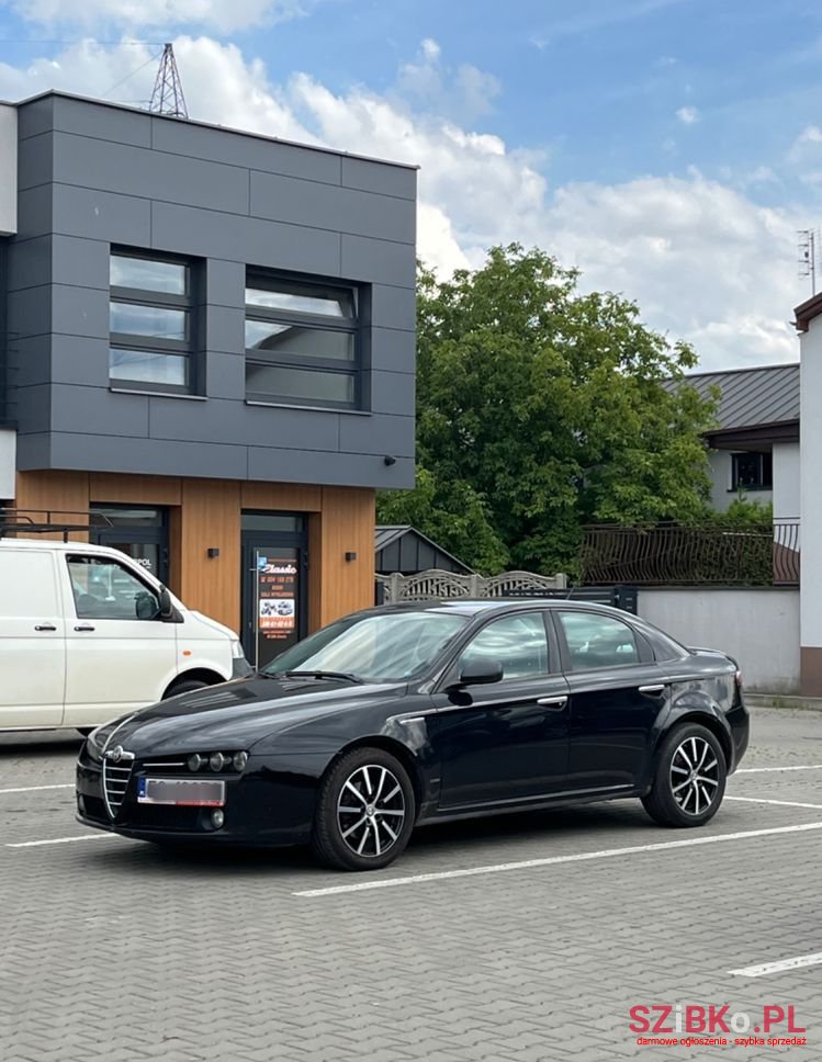 2007' Alfa Romeo 159 photo #2