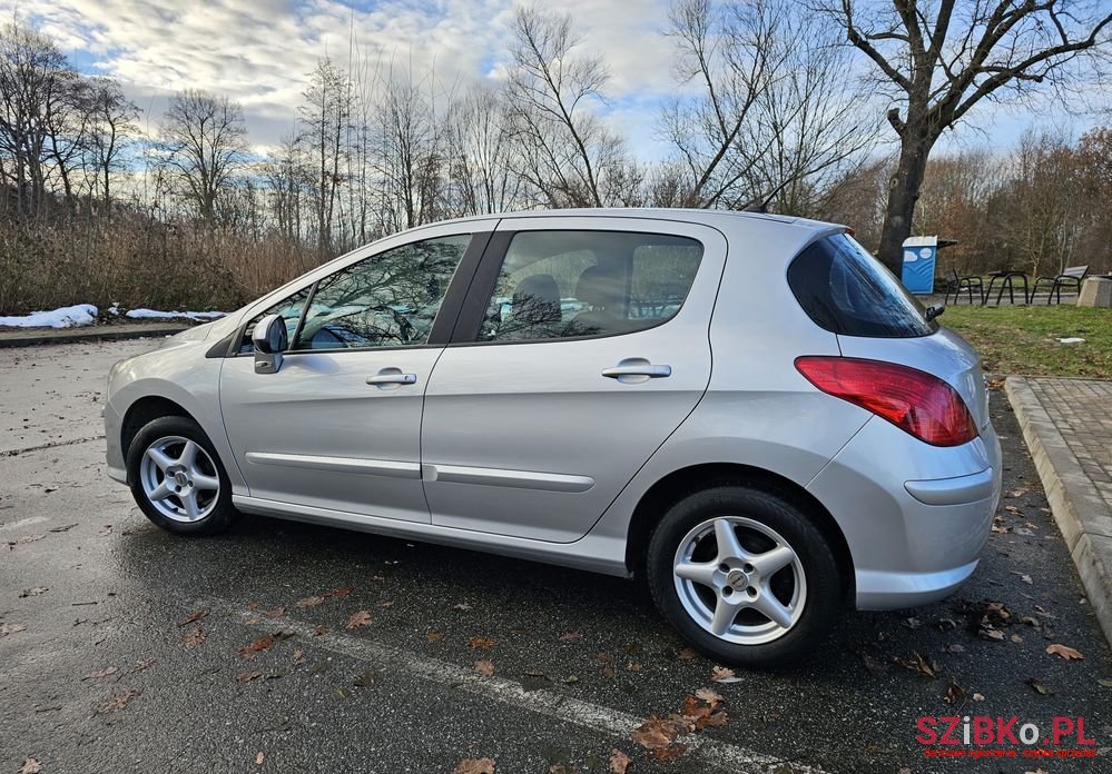 2008' Peugeot 308 Hdi Fap 110 Sport photo #3