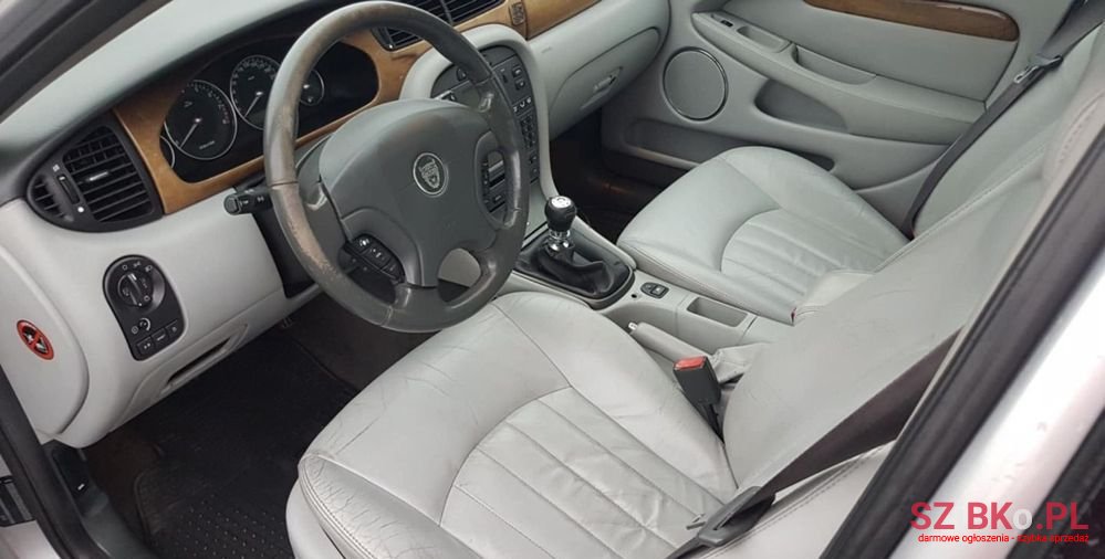 2003' Jaguar X-Type photo #6
