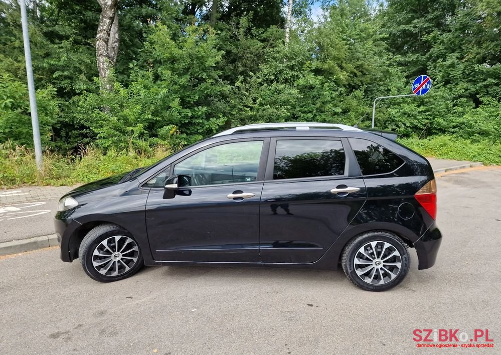 2007' Honda FR-V photo #3