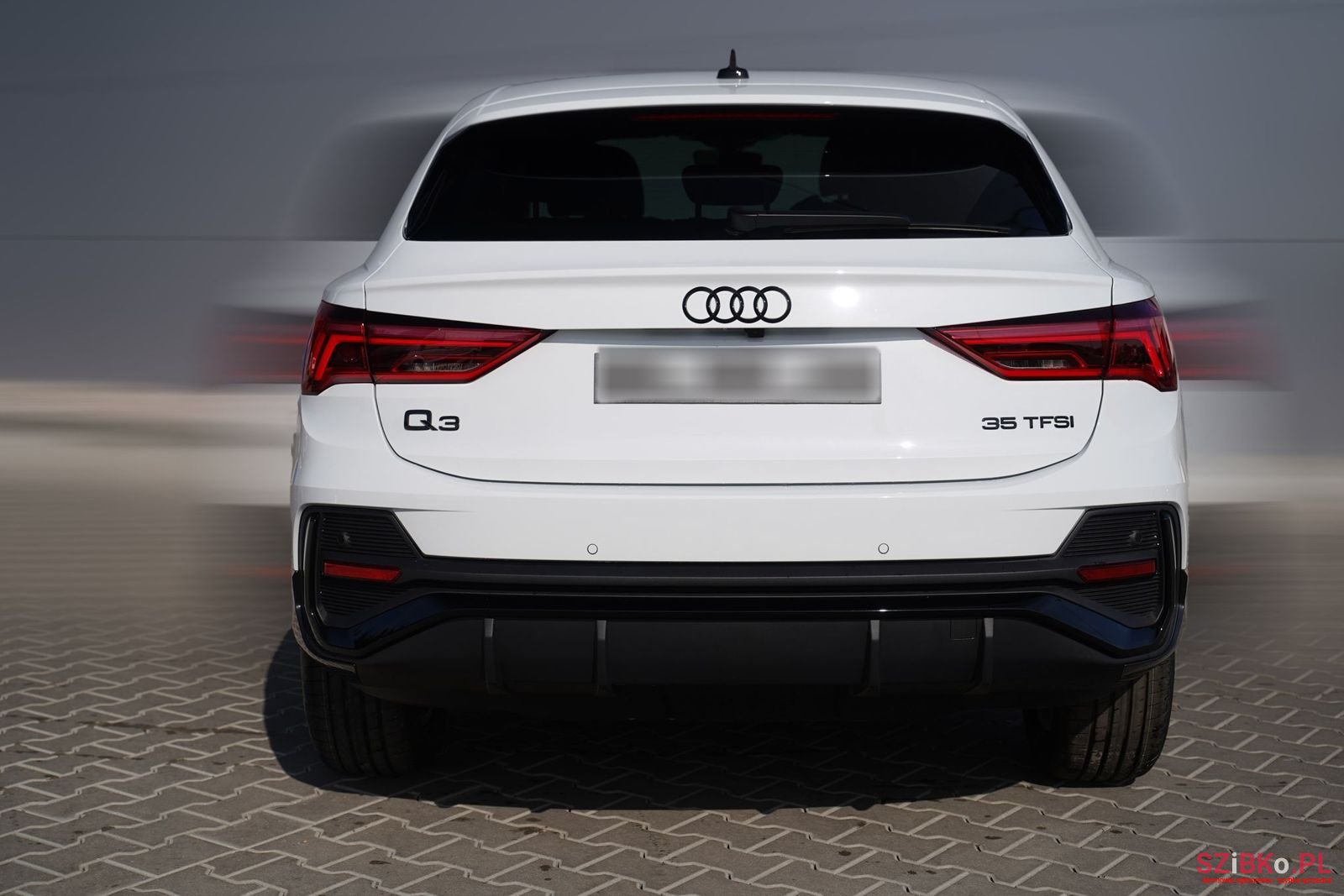 2023' Audi Q3 photo #5