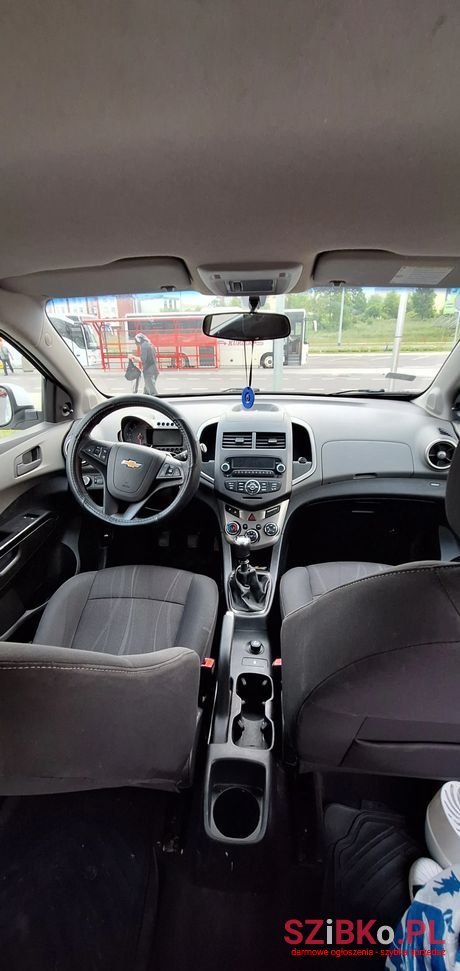 2011' Chevrolet Aveo 1.4 Lt photo #5