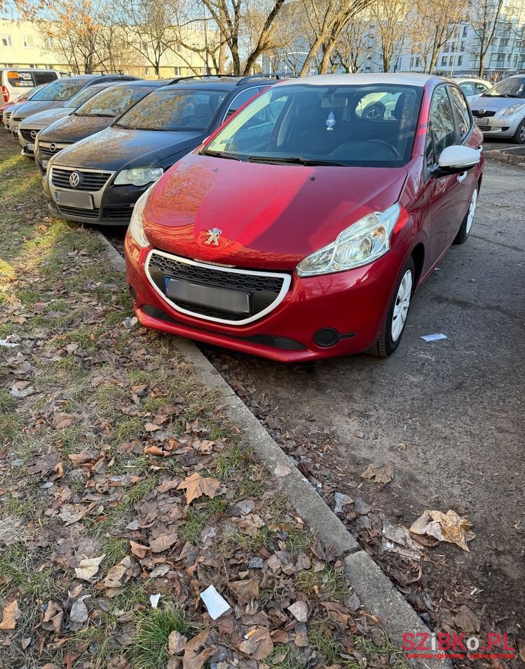 2014' Peugeot 208 1.0 Vti Active photo #1