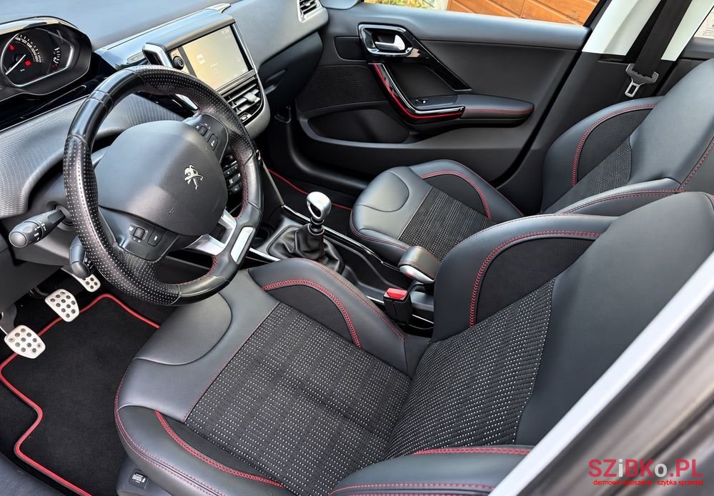 2018' Peugeot 2008 Bluehdi photo #5