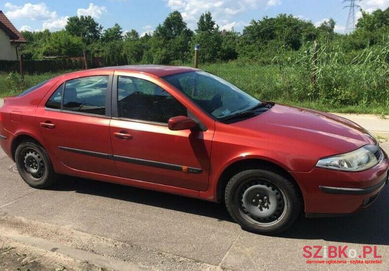 2002' Renault Laguna photo #1