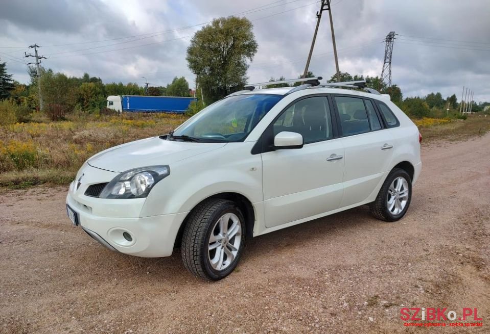 2010' Renault Koleos photo #5