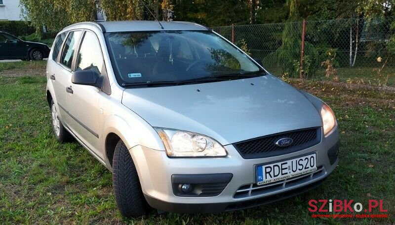 2005' Ford Focus photo #1