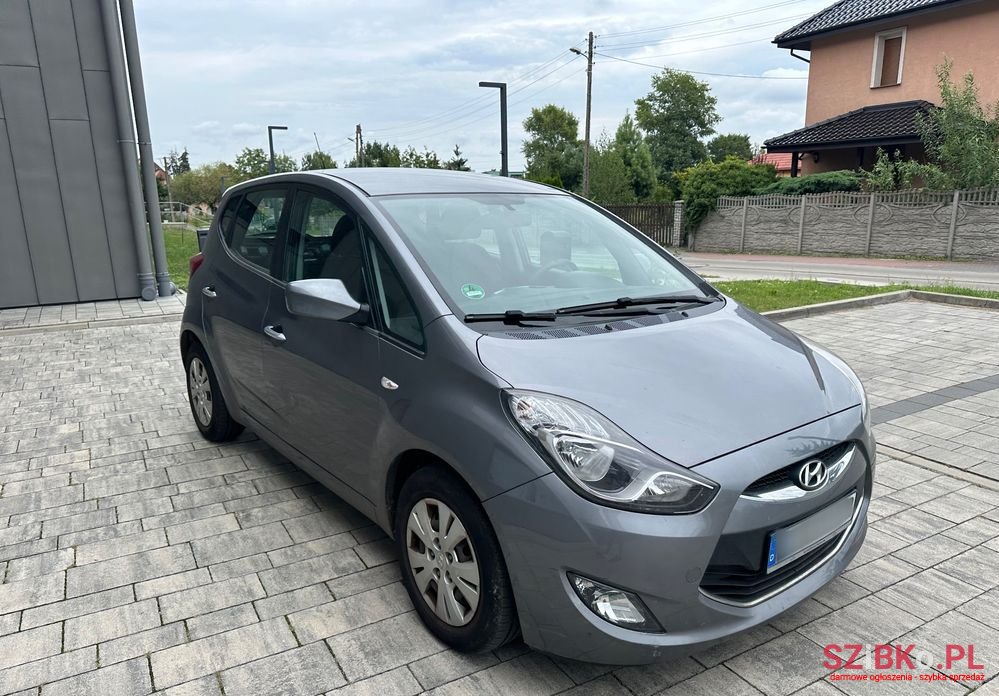 2012' Hyundai ix20 photo #3