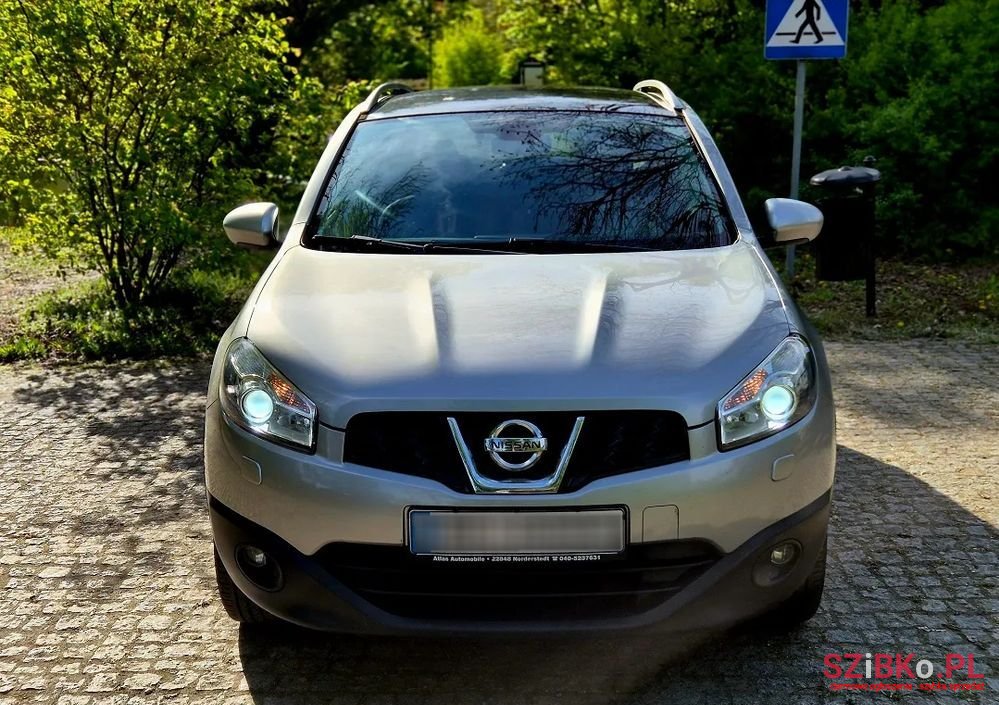 2010' Nissan Qashqai 2.0 Tekna photo #4