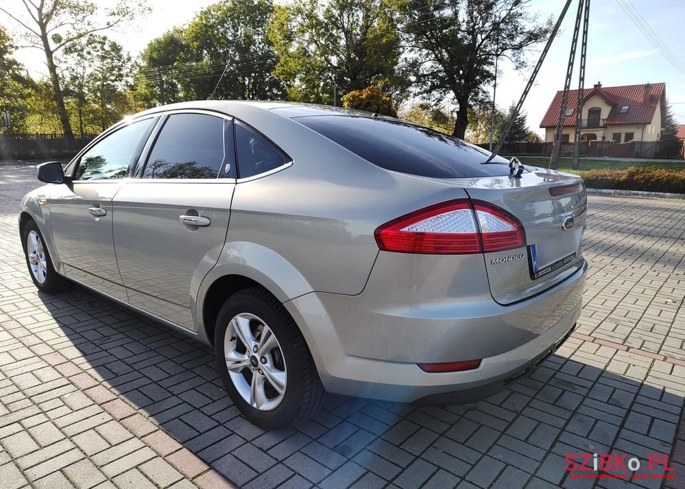 2009' Ford Mondeo 2.0 Ghia photo #3