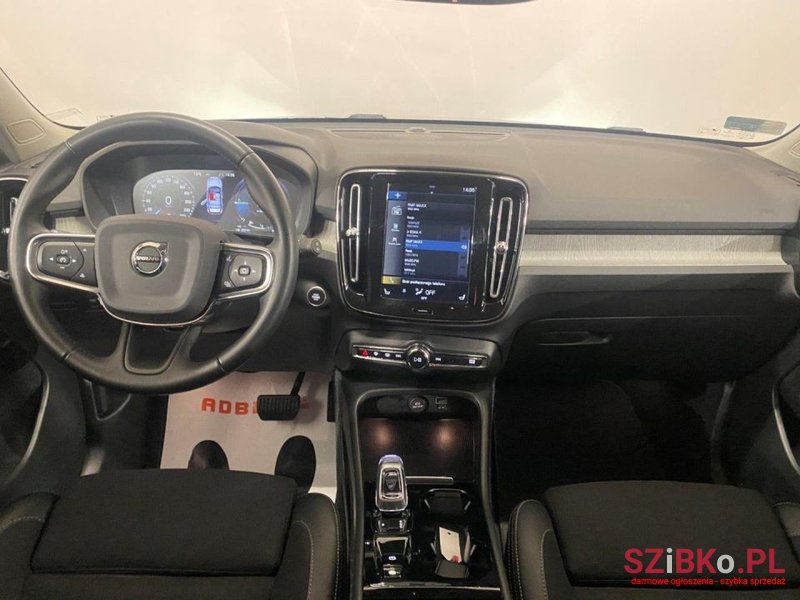 2020' Volvo Xc 40 photo #3