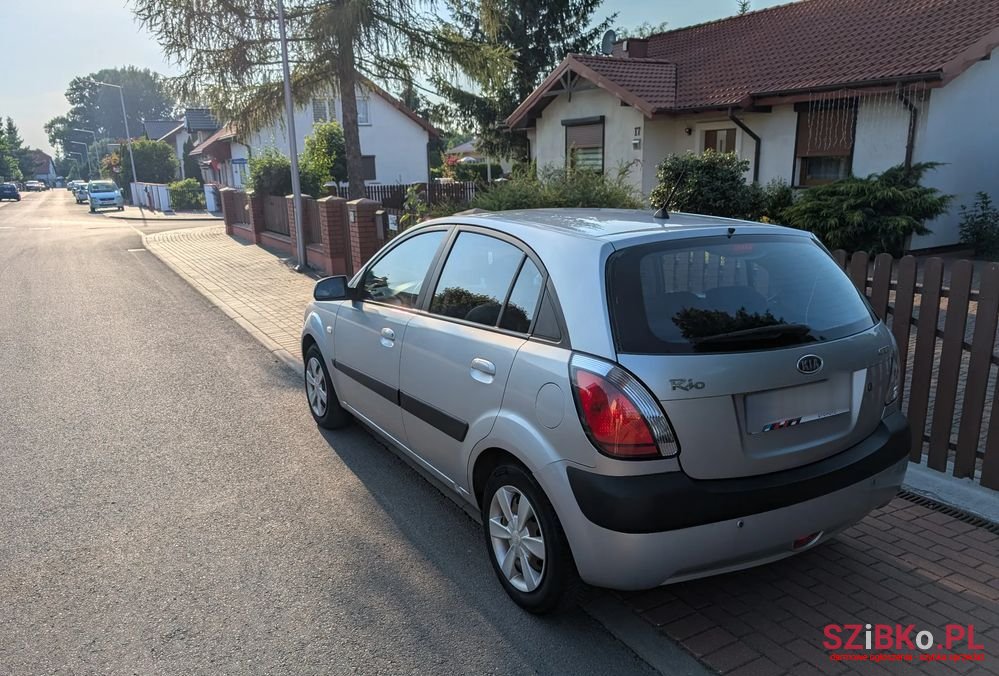 2006' Kia Rio 1.5 Crdi Comfort photo #5