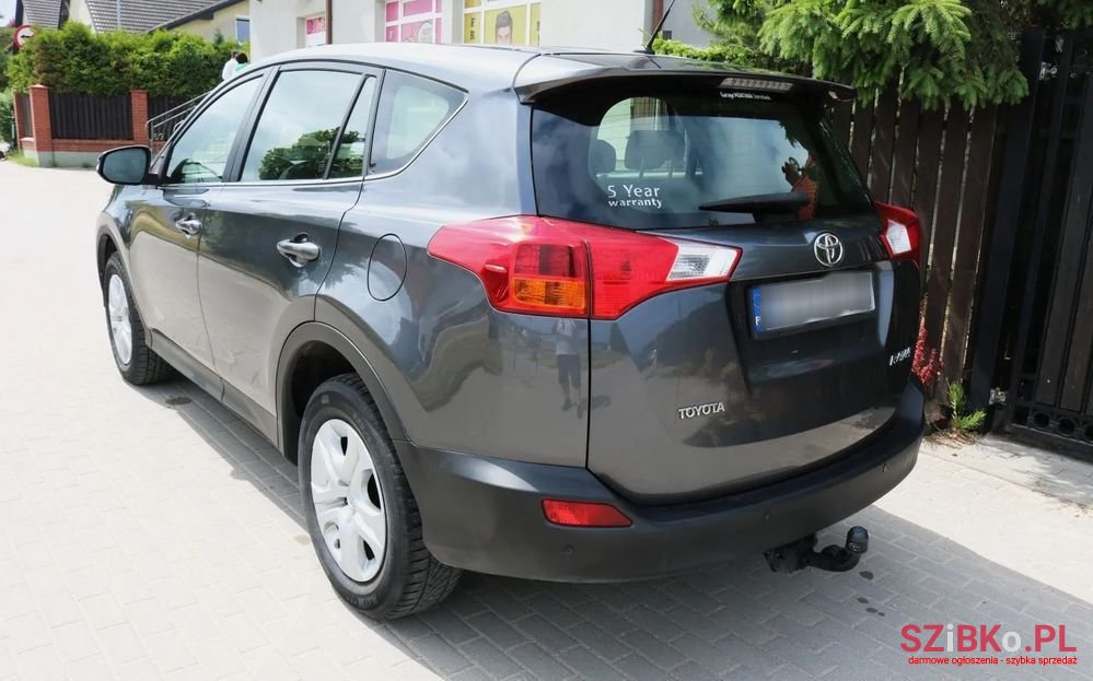 2014' Toyota RAV4 photo #4