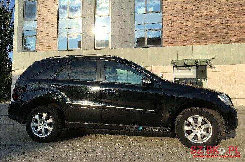 2006' Mercedes-Benz Klasa Ml photo #1