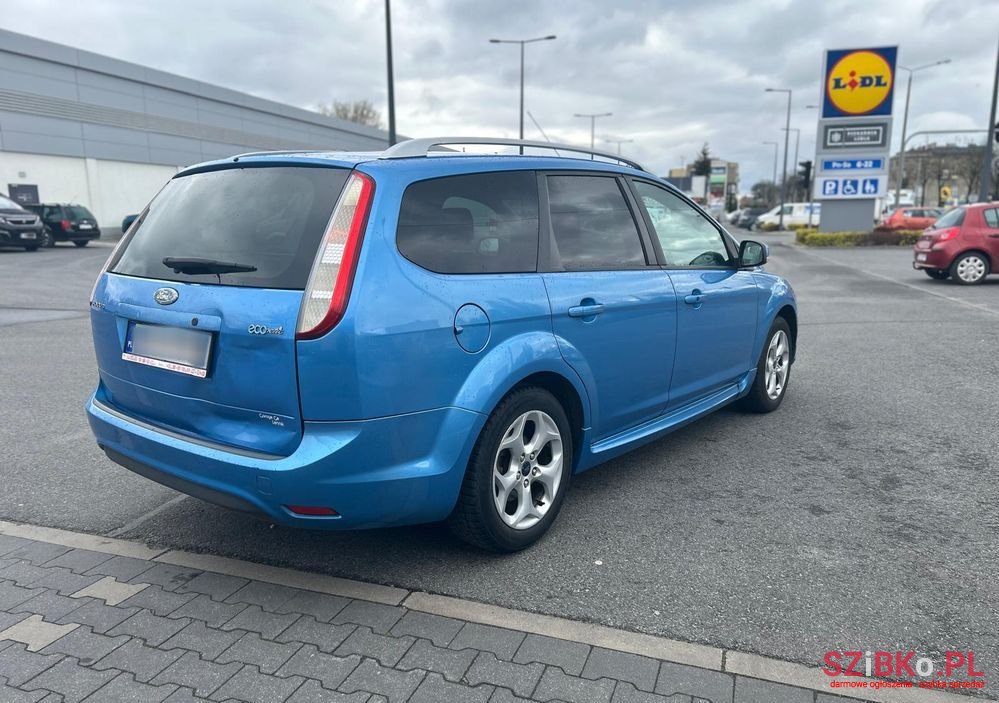 2009' Ford Focus photo #5