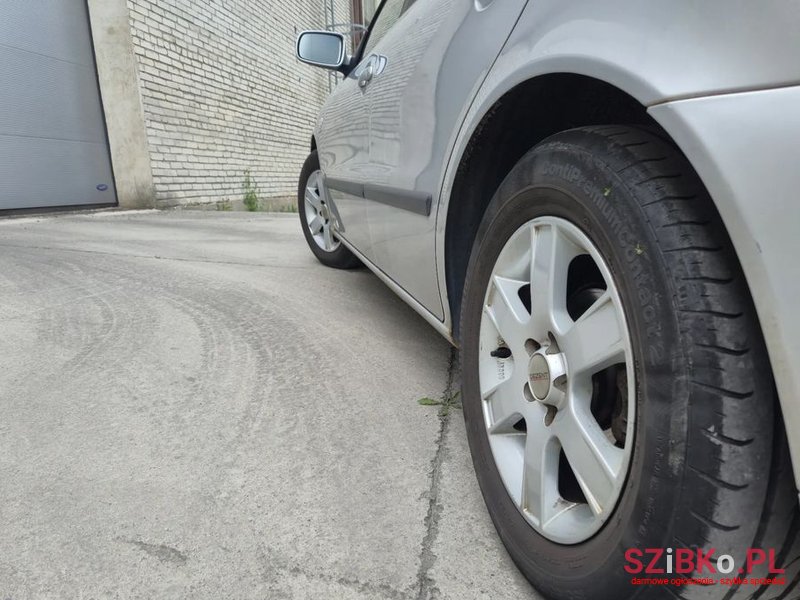 2002' SEAT Leon 1.6 Stella photo #3