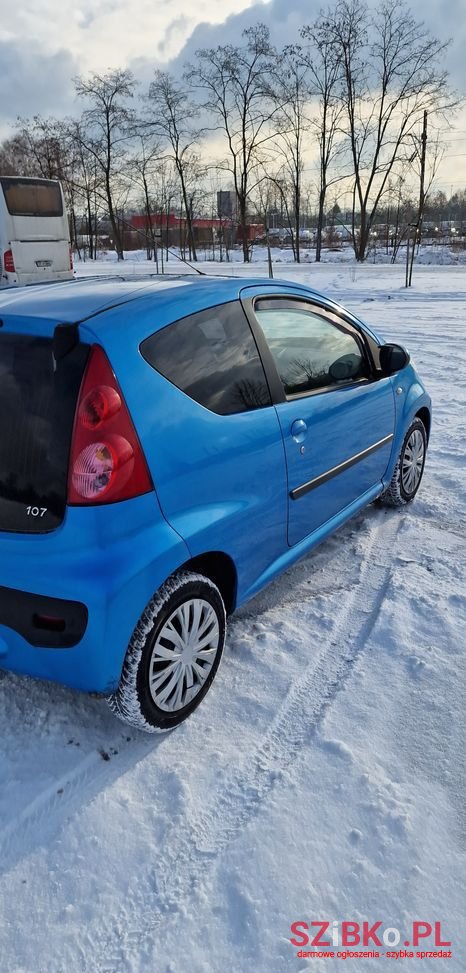 2008' Peugeot 107 photo #3