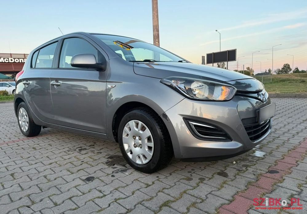 2012' Hyundai i20 1.25 Classic + photo #3