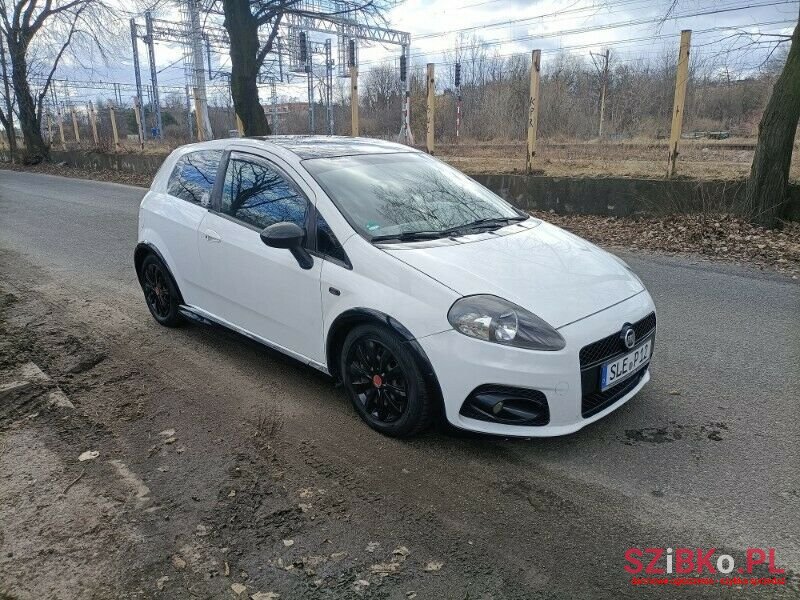 2009' Fiat Punto photo #4