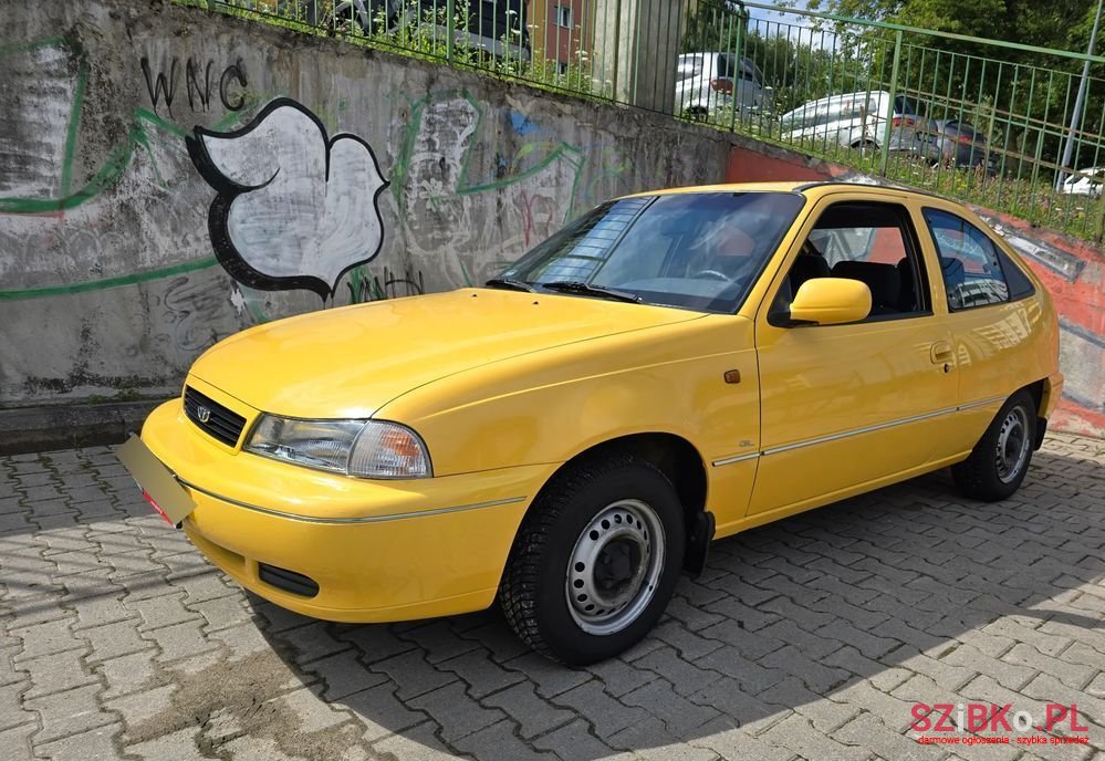 1997' Daewoo Nexia photo #2