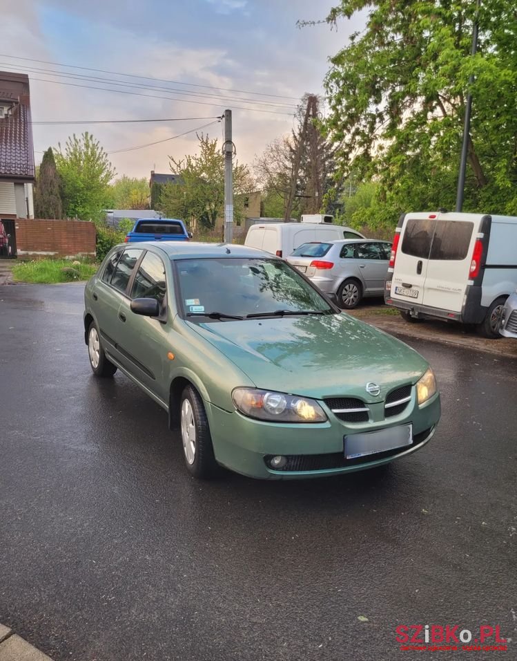 2003' Nissan Almera photo #1