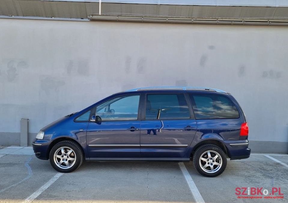 2004' Volkswagen Sharan photo #4