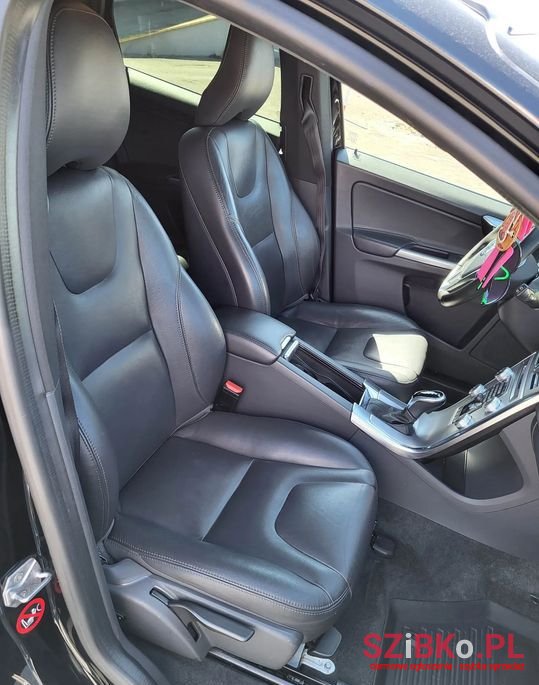 2016' Volvo Xc 60 photo #2