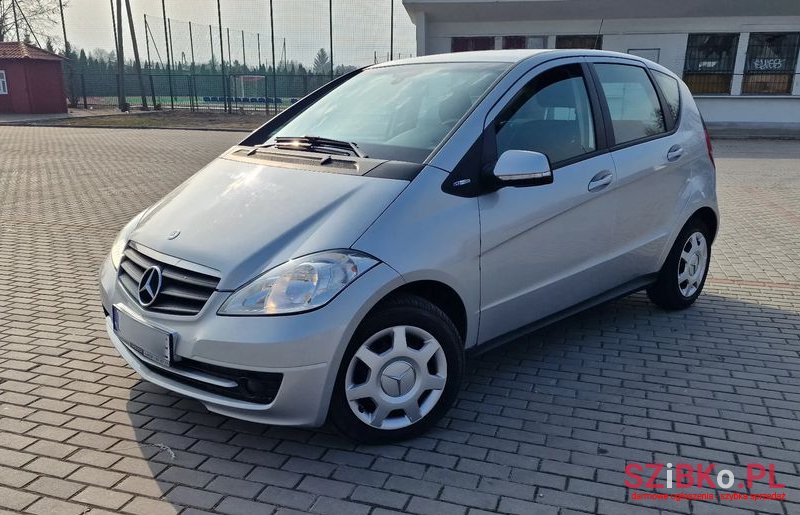 2011' Mercedes-Benz A-Class photo #1
