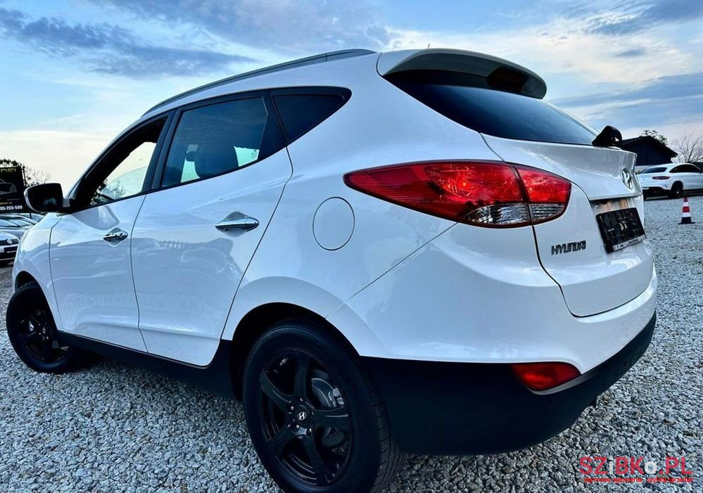 2012' Hyundai ix35 photo #2