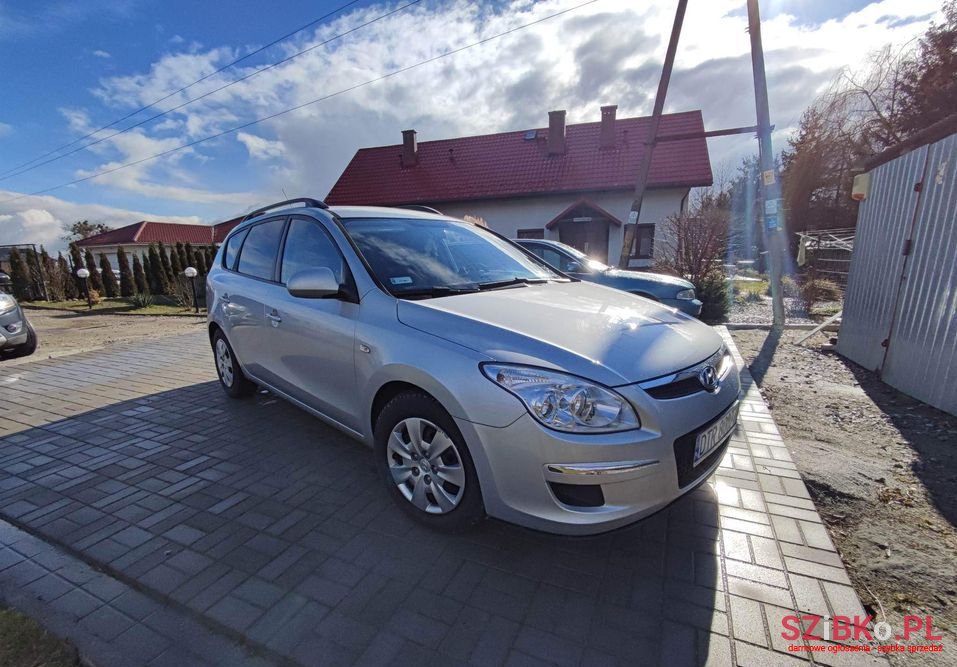 2008' Hyundai i30 photo #1