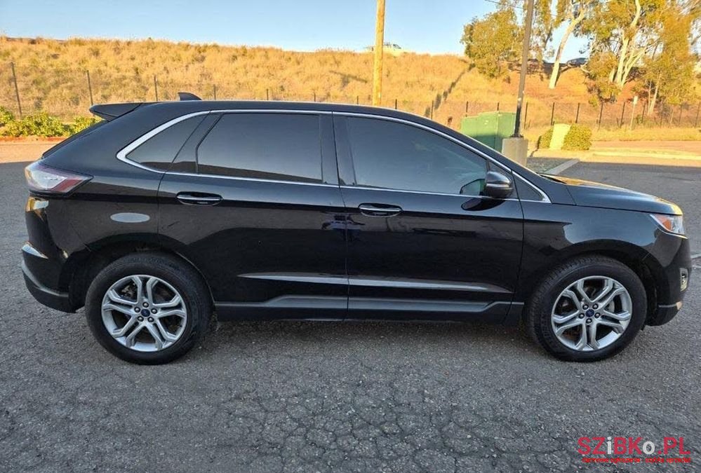 2018' Ford Edge photo #5