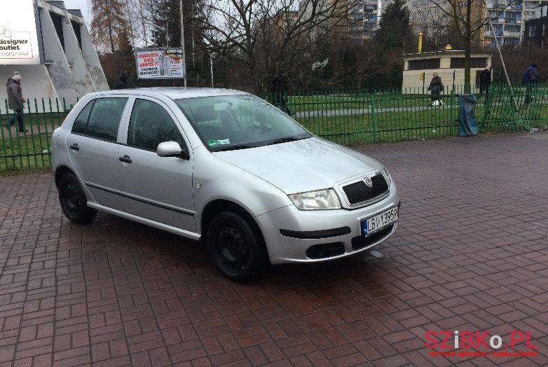 2005' Skoda Fabia photo #2