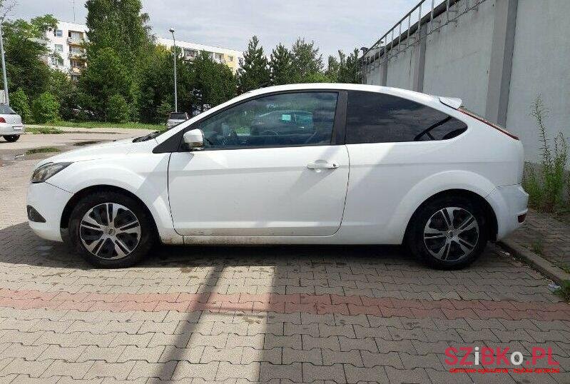 2009' Ford Focus photo #1