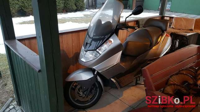 2002' Aprilia photo #1